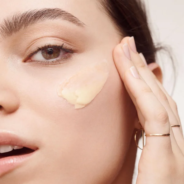 Bobbi Brown Vitamin Enriched Face Base 50ml 6 Bobbi Brown Vitamin Enriched Face Base 50ml - Image 4