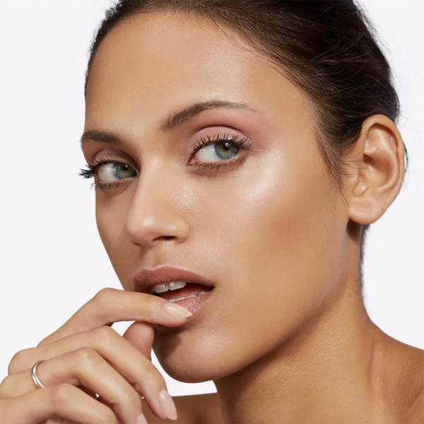 MAC Mini Strobe Cream Primer - Pinklite 15ml 6 MAC Mini Strobe Cream Primer - Pinklite 15ml - Image 4