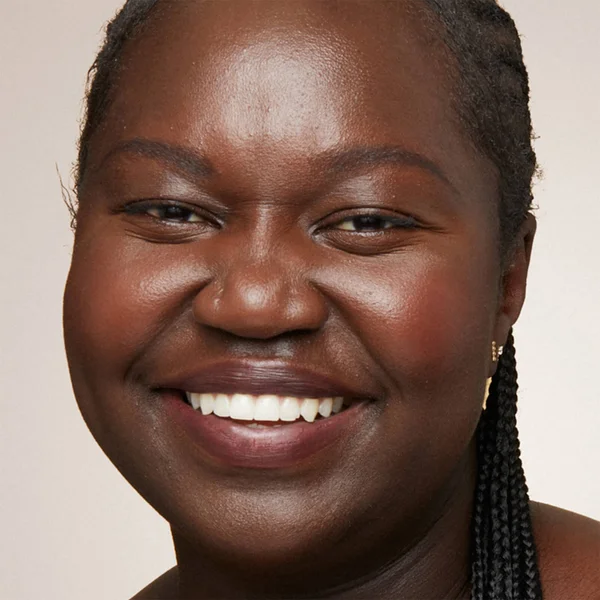 Double Wear Sheer Long-Wear Makeup SPF 20 - 8N1 Espresso 6 Double Wear Sheer Long-Wear Makeup SPF 20 - 8N1 Espresso - Image 4