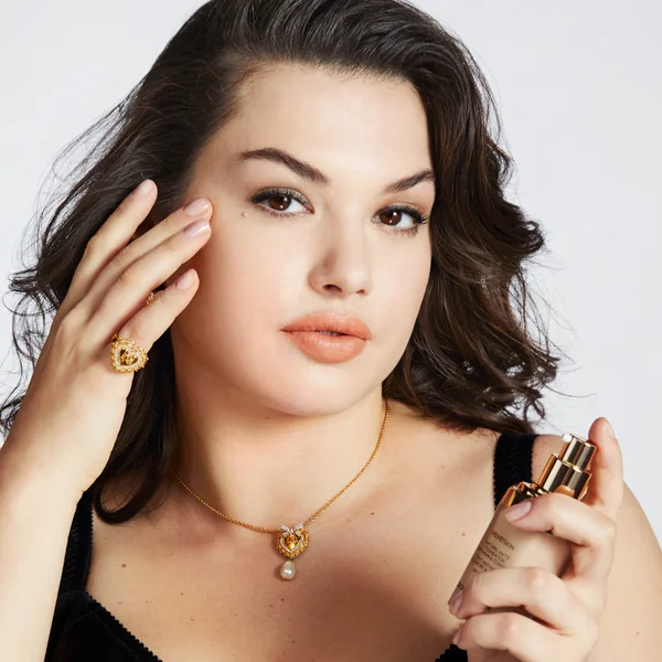 Dolce & Gabbana Dolce&Gabbana New Velvet Skin Foundation 30ml (Various Colours) 5 Dolce & Gabbana Dolce&Gabbana New Velvet Skin Foundation 30ml (Various Colours) - Image 3